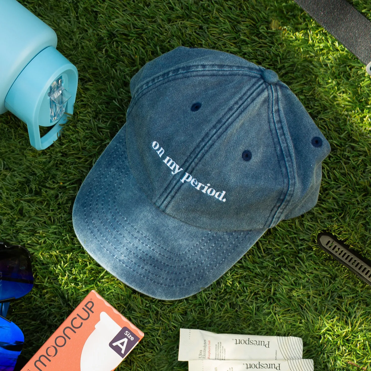 Moon Cup On My Period casquette brodée