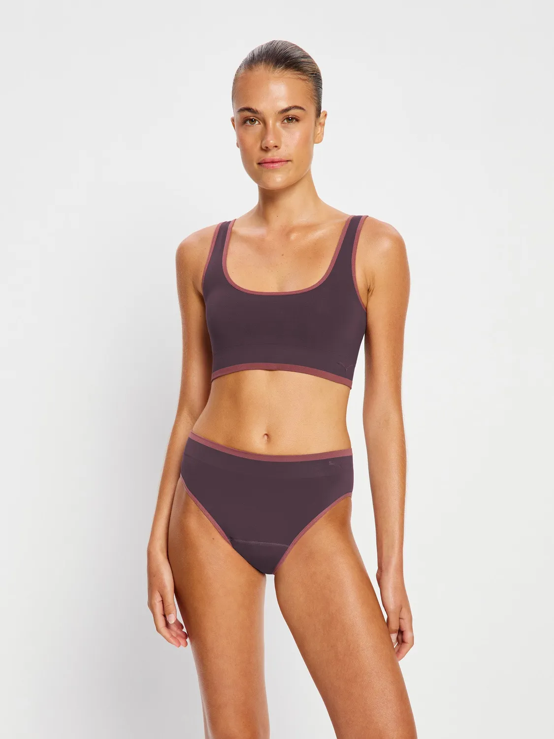 PUMA x Modibodi Seamless Square Neck Crop brassière